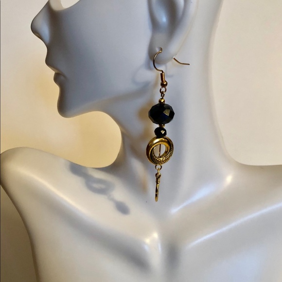 Handmade Pewter Dangle Earrings 2” Long - Picture 3 of 4